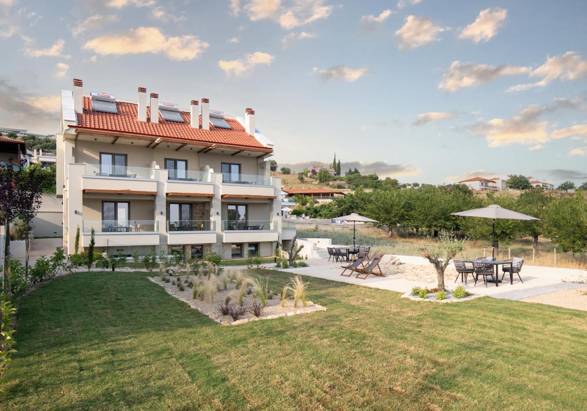 Melian Suites Nikiti  Exterior photo