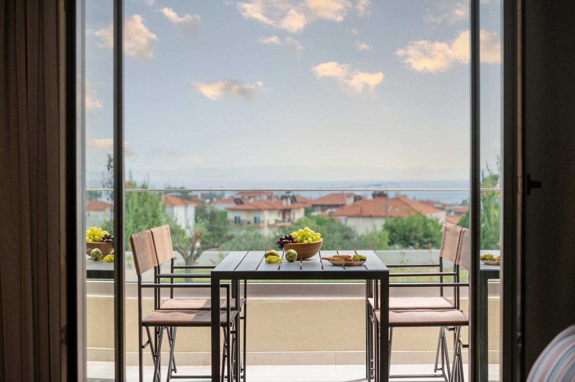 Melian Suites Nikiti  Exterior photo